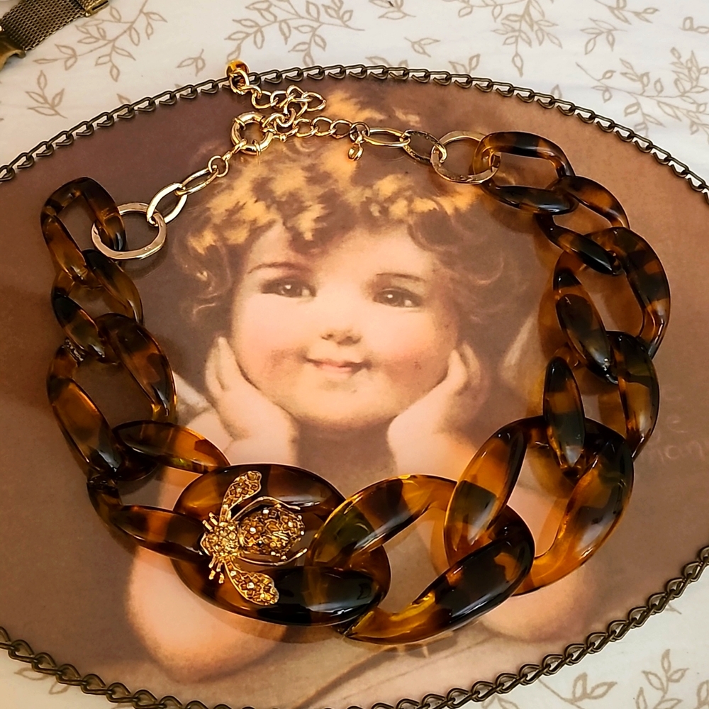 ***Statement Tortoise Shell Necklace - image 1